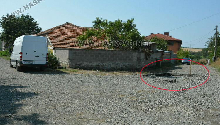 Нови пропадания по канализацията в „Болярово“