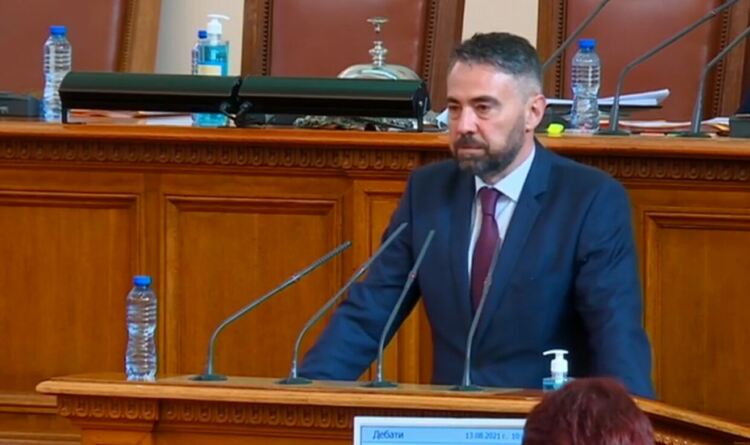 Живков: Има рязко покачване на цените на тока в пазарен сегмент „Ден напред”