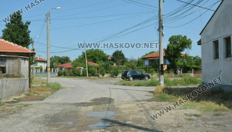 Нови пропадания по канализацията в „Болярово“