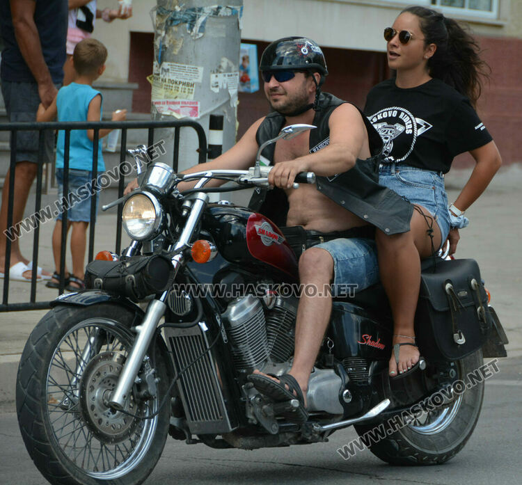 400 мотористи от цялата страна в Хасково за откриването на клуб &bdquo;Haskovo Riders&ldquo;