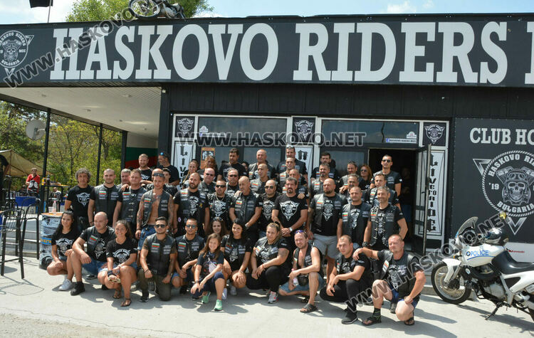 400 мотористи от цялата страна в Хасково за откриването на клуб &bdquo;Haskovo Riders&ldquo;