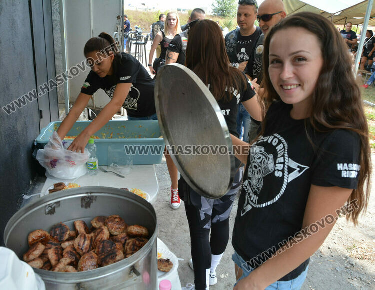 400 мотористи от цялата страна в Хасково за откриването на клуб &bdquo;Haskovo Riders&ldquo;
