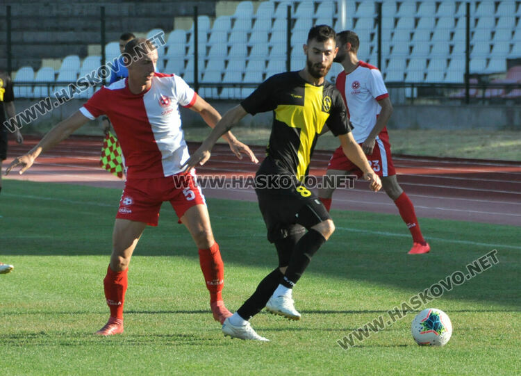 &ldquo;Саяна Хасково&rdquo; с  първа победа в първенството