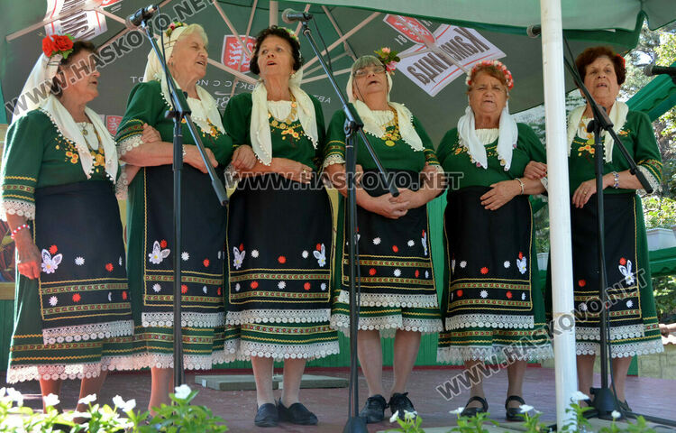 85 състава от 30 населени места на Фестивала  "По стъпките на Св.Богородица"