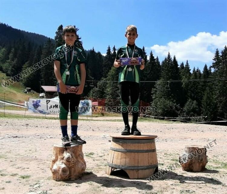 Шест отличия за ориентирането в Хасково от за Купа "Тренера"