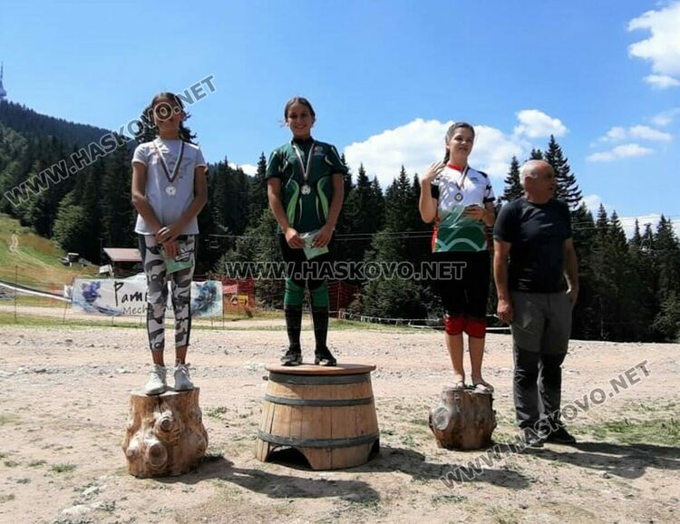 Шест отличия за ориентирането в Хасково от за Купа "Тренера"