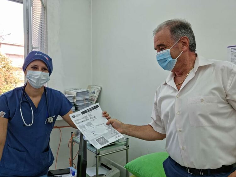 Кметът на Асеновград вече е с поставена втора доза от ваксината срещу COVID-19