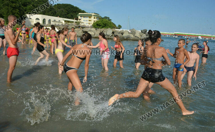 Заради пандемията МОН спира безплатните ученически лагери