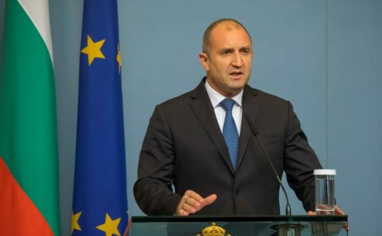 Румен Радев: Ако този парламент си тръгне без да актуализира бюджета, няма да има средства за борба с Covid и мигрантите