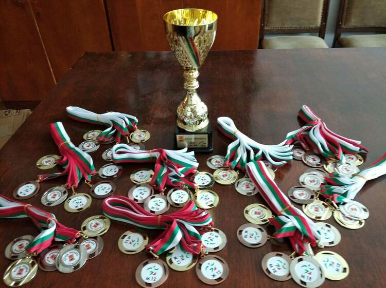 Ежегодното състезание по ориентиране за купата на "Тренера 2021" се проведе в Пампорово