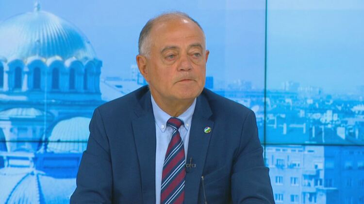 Атанас Атанасов: Шансове за правителство с третия мандат има