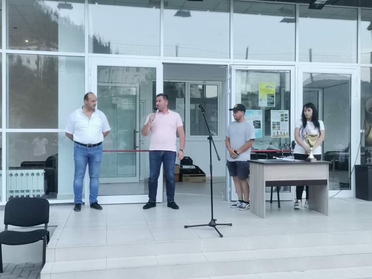 Кметът на Мадан награди най-изявените спортисти на общината