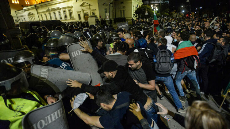 Синдикатът на МВР: Превишаване на правомощия е недопустимо, но трябва реформа