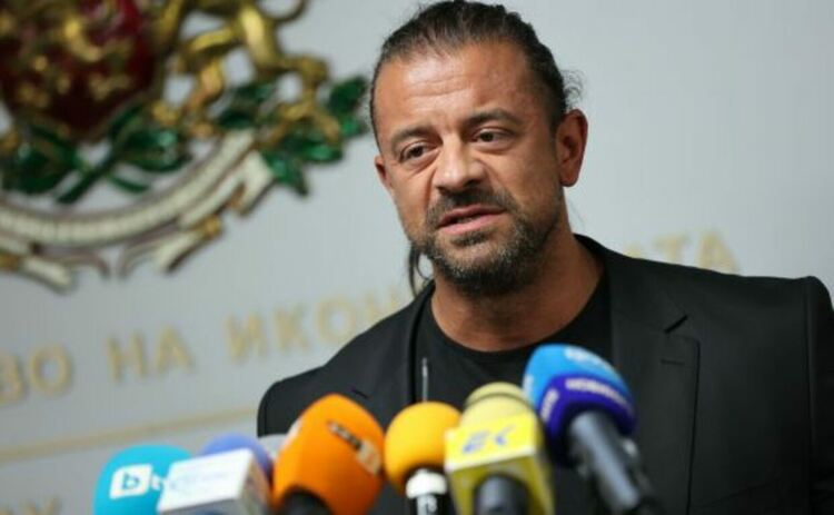 Алибегов обяви стачна готовност и протести след новата заповед на МЗ 