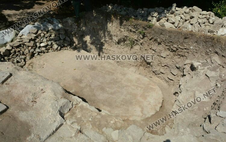  Разкриха банята с мозайки в имението на Тит Флавий и Клавдия Монтана край Каснаково