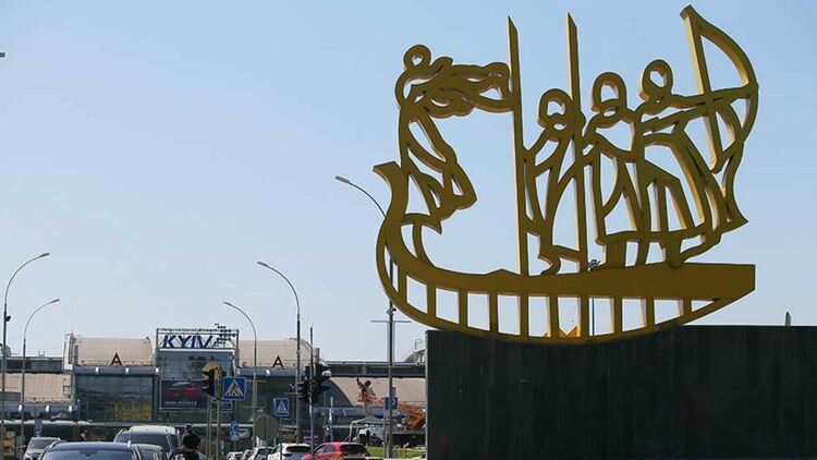 Украинският самолет, "отвлечен в Афганистан", не е украински и не е отвлечен