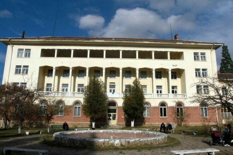 Дарители откликват на призив на рехабилитационна болница в Перник