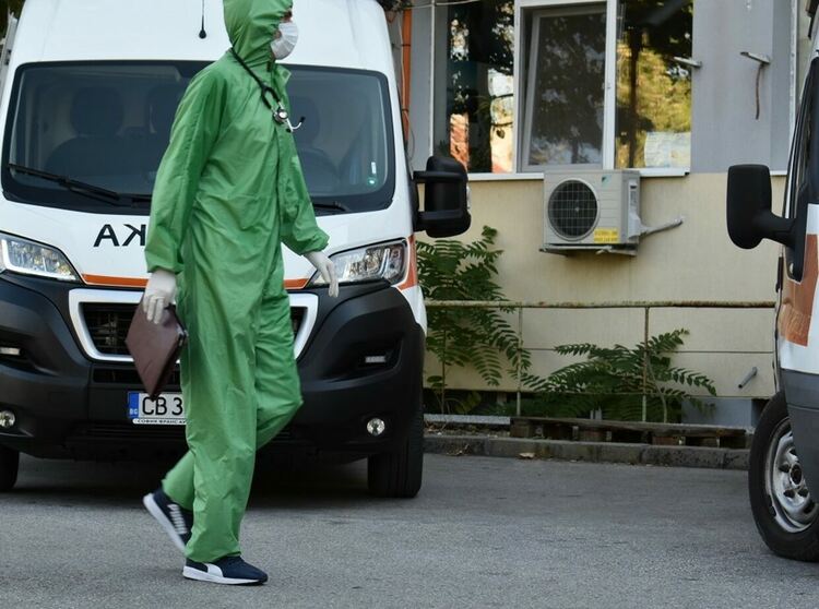 Хоспитализираните с COVID-19 към днешна дата в област Пловдив са 342-ма