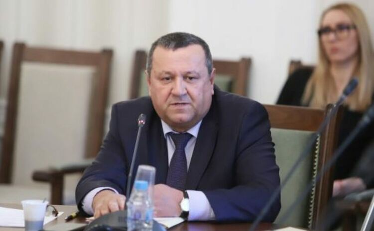 ДПС предлага допълнително по 120 лв. на пенсионерите за 3 месеца