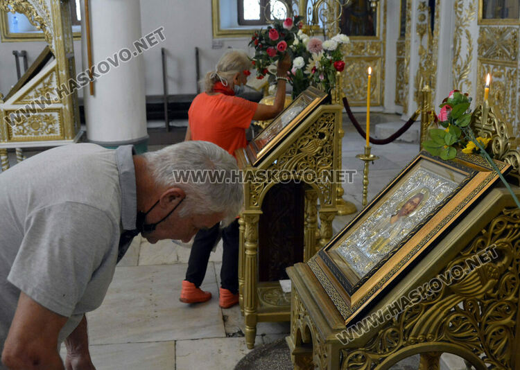 На Секновение денят и нощта се изравняват