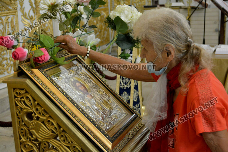 На Секновение денят и нощта се изравняват