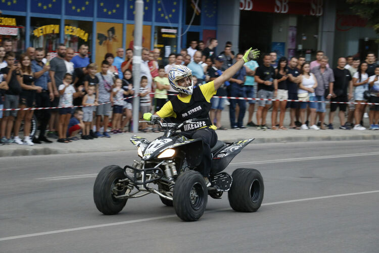Рокери превзеха Димитровград в съботната вечер