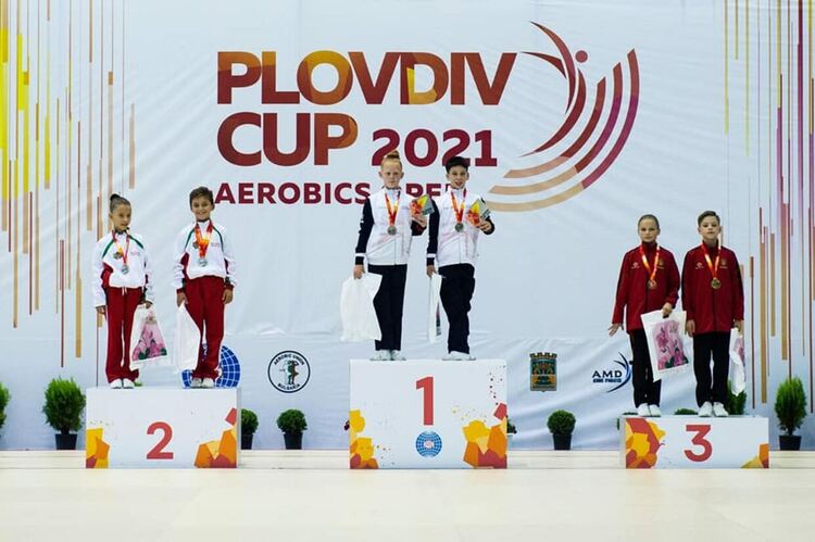 7 медала за „Мега спорт“ от силен международен турнир в Пловдив