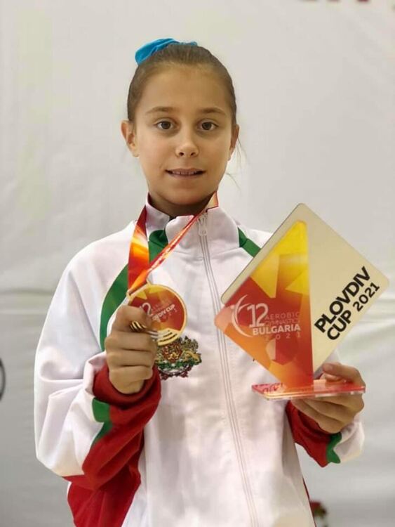 7 медала за „Мега спорт“ от силен международен турнир в Пловдив