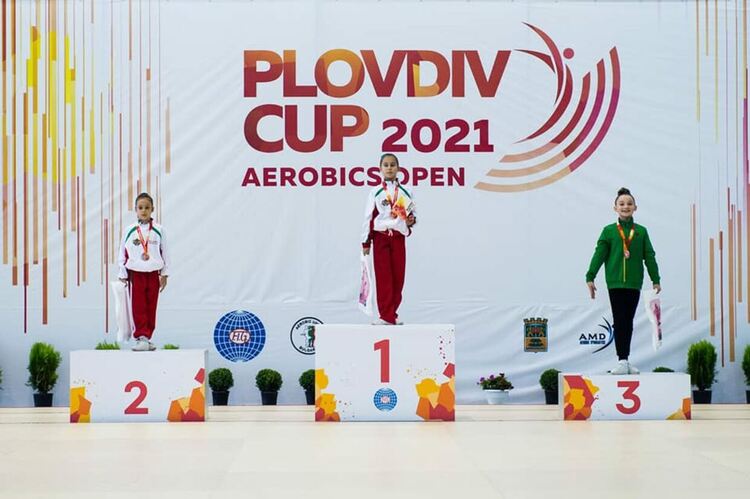 7 медала за „Мега спорт“ от силен международен турнир в Пловдив