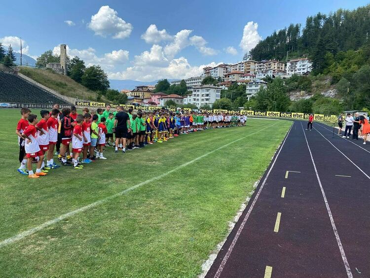 Смолянските деца завоюваха трето място във футболния турнир "Смолян Къп 2021"