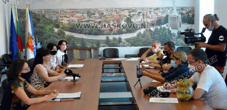 Концерти на Михаела Маринова и Любо Киров за Деня на Хасково - програма