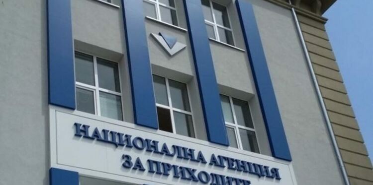 НАП погва контрабандата с плодове и зеленчуци с данъчни КПП-та на големите борси