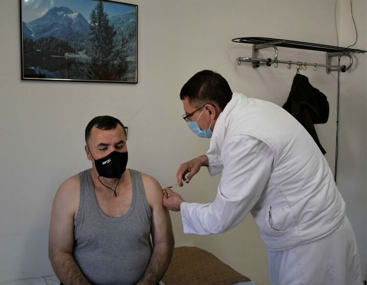 Рязък скок на имунизираните в Кърджали,за ден се ваксинираха 561 души