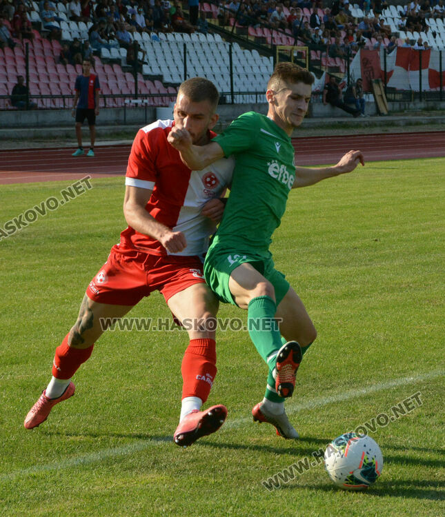 &ldquo;Саяна Хасково&rdquo; победи &ldquo; Родопа&rdquo; с 2:0