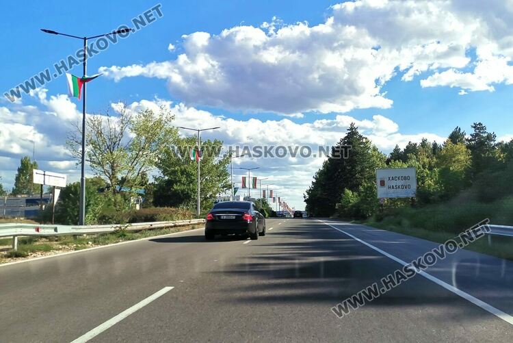 Променлива облачност в неделя