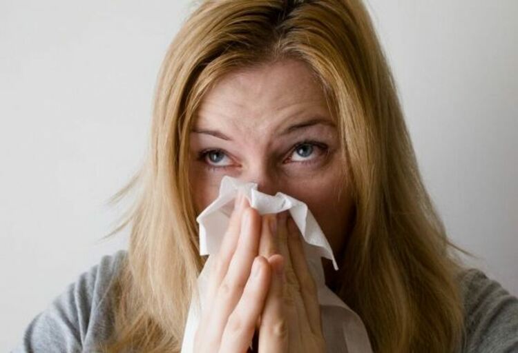 Ранните симптоми на COVID-19 се различават при различните възрастови групи