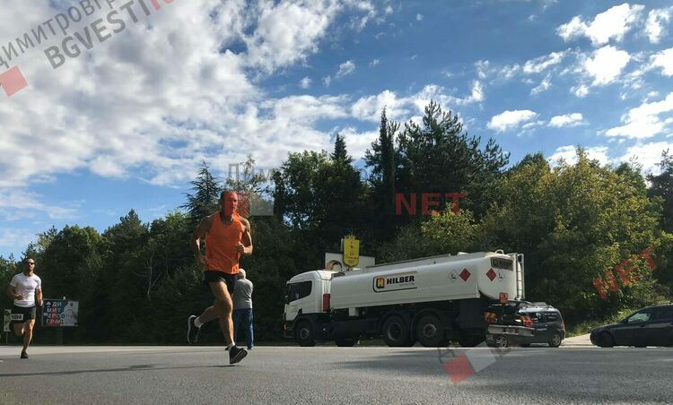 38 лекоатлети ще пробягат разстоянието между Димитровград и Хасково