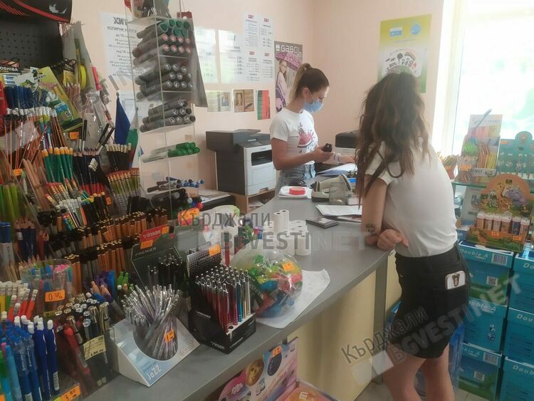 До 1000 лева излиза първокласник в Кърджали,  35% поскъпване на ученическите пособия