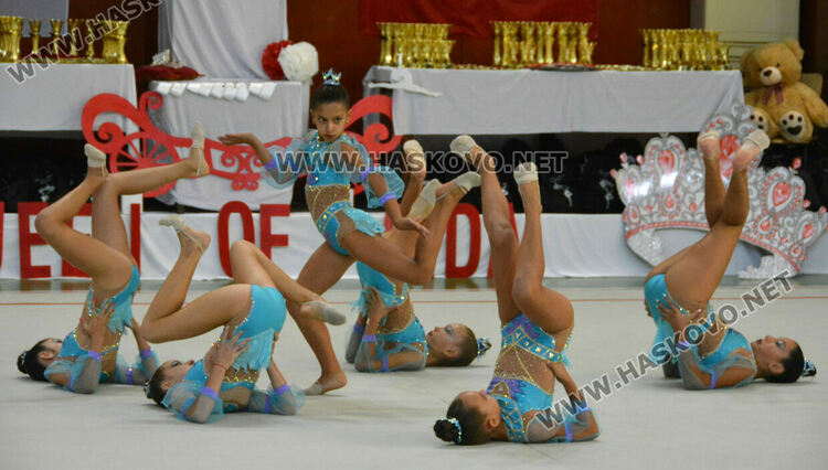 Грации от 14 клуба стартираха в Третия турнир по художествена гимнастика “Кралица на Аида“