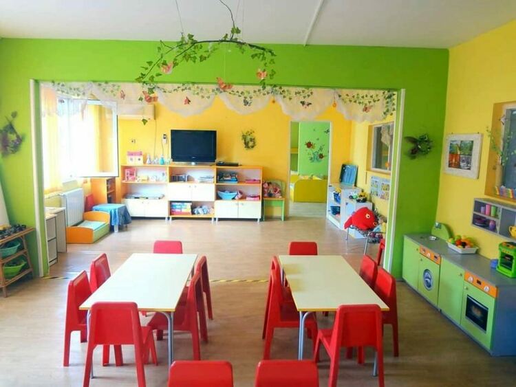 Община Димитровград инвестира в обновяването на интериора в общинските детски заведения