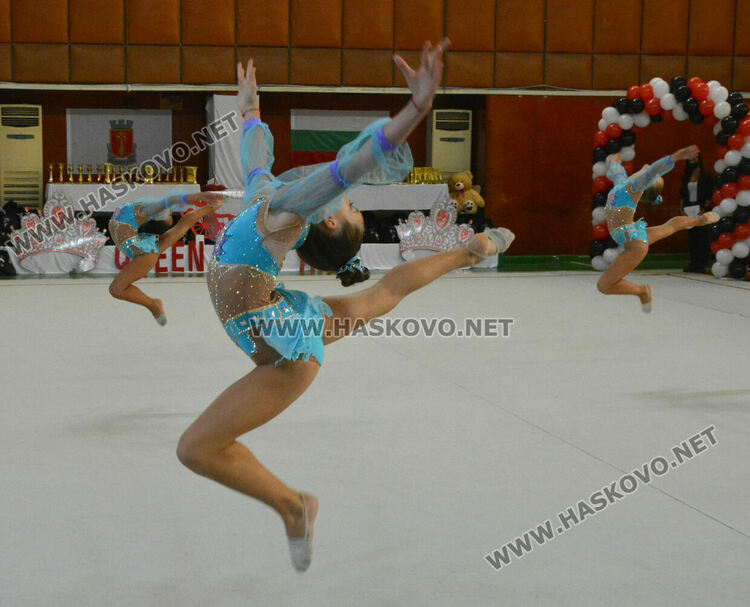 Грации от 14 клуба стартираха в Третия турнир по художествена гимнастика “Кралица на Аида“