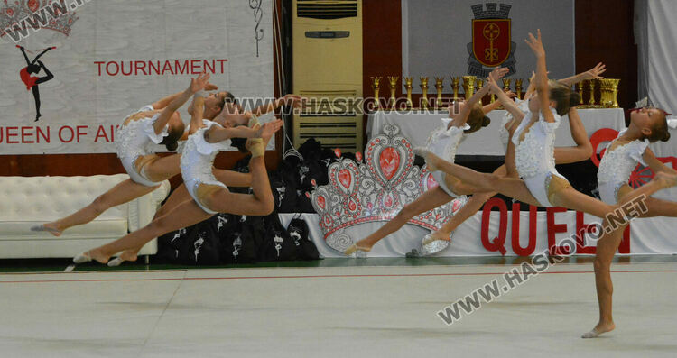 Грации от 14 клуба стартираха в Третия турнир по художествена гимнастика “Кралица на Аида“