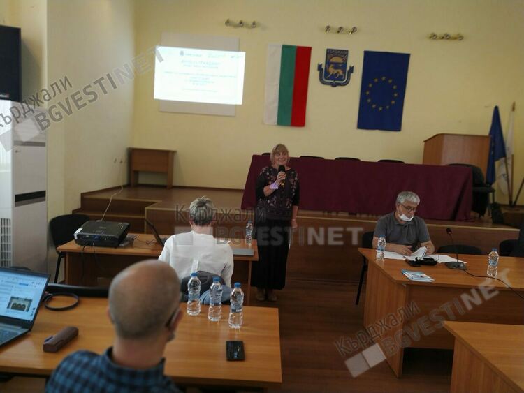 Проведе се обществено обсъждане на Наредба за провеждане на обществени консултации