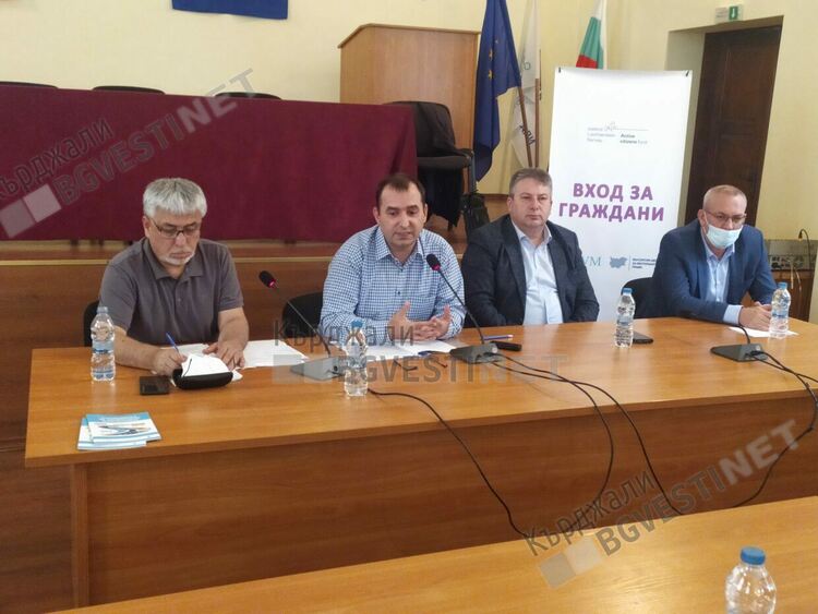 Проведе се обществено обсъждане на Наредба за провеждане на обществени консултации