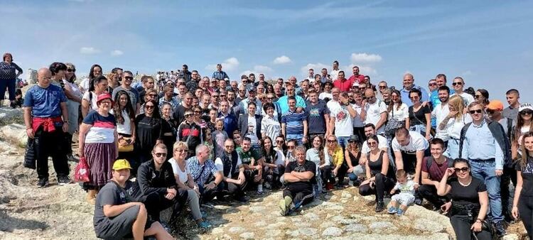 Борисов изкачи Перперикон, води го проф.Овчаров, приветстваха го младежите на ГЕРБ