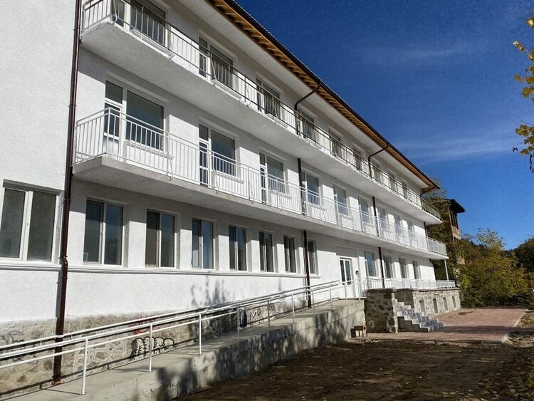 Община Смолян започна прием на документи от потребители за Дневния център за хора с деменция