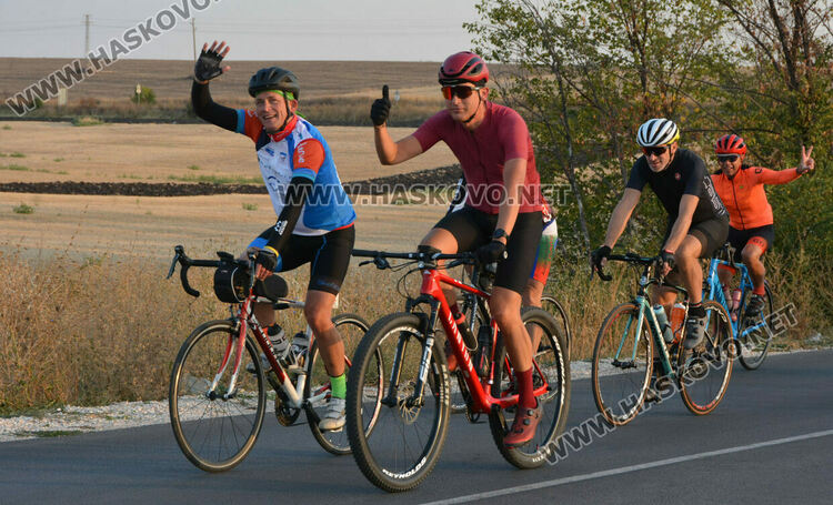 215 км. с денивелация 2478 м. в бревет „Източни Родопи”