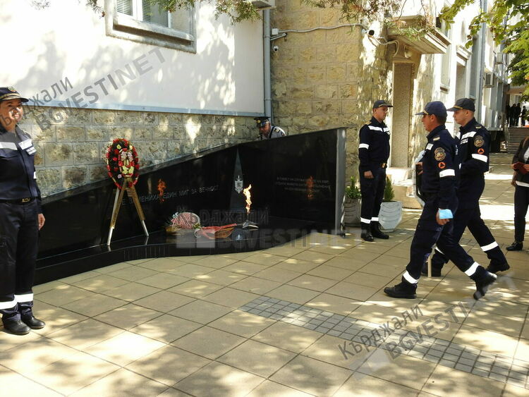 Почетохме в Кърджали паметта на загиналите огнеборци 