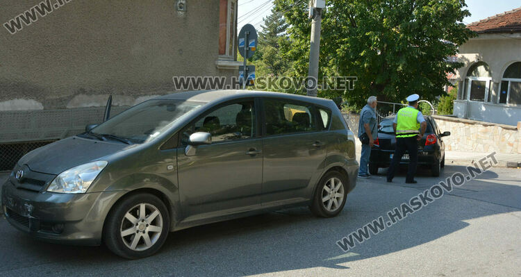 Две катастрофи сутринта след незачитане на знак “Стоп“