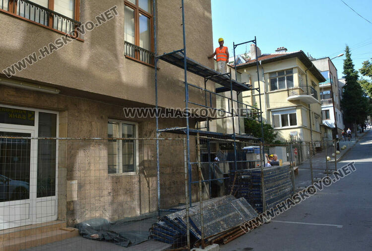  Подготвят за саниране сградата на Областна администрация